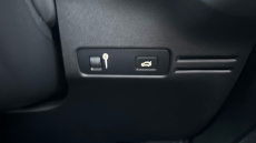 Volvo Xc40 2.0 B4P R DESIGN 5dr Auto Petrol Estate